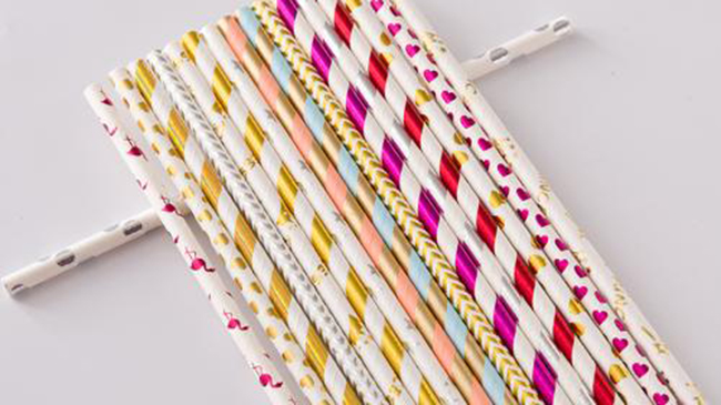 塑料吸管和紙吸管，哪種更好呢？